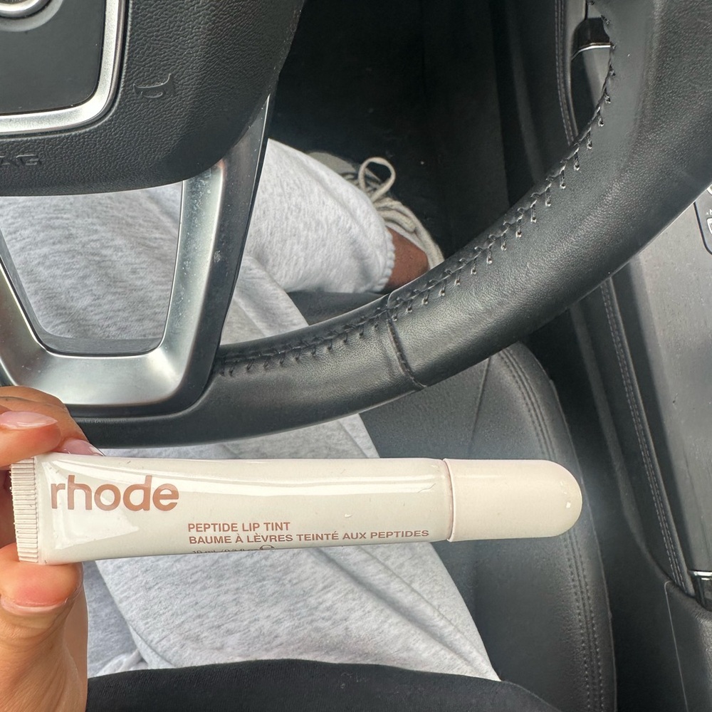 Rhode peptide lip treatment in cinnamon roll!
Used like two times